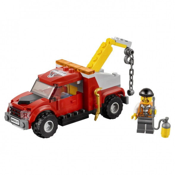 Конструктор LEGO City Police 60137 Побег на буксировщике в Красноярске