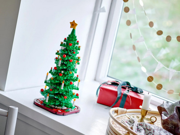 Конструктор LEGO Christmas 40573 Рождественская ёлка в Красноярске