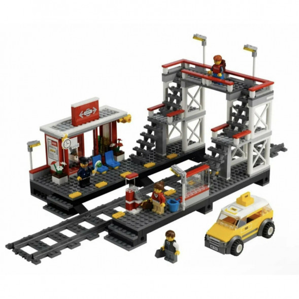 Конструктор LEGO City 7937 Железнодорожная станция в Красноярске